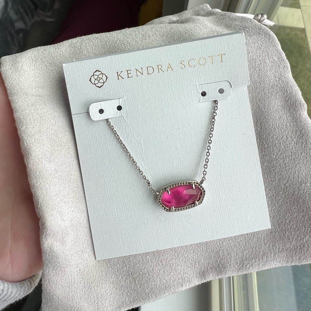 Elisa Silver Pendant Necklace in Azalea Illusion